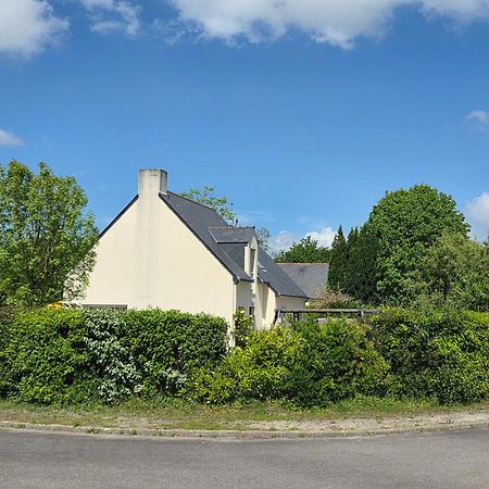 Maison De Famille Situee A Saint-Molf. Luaran gambar